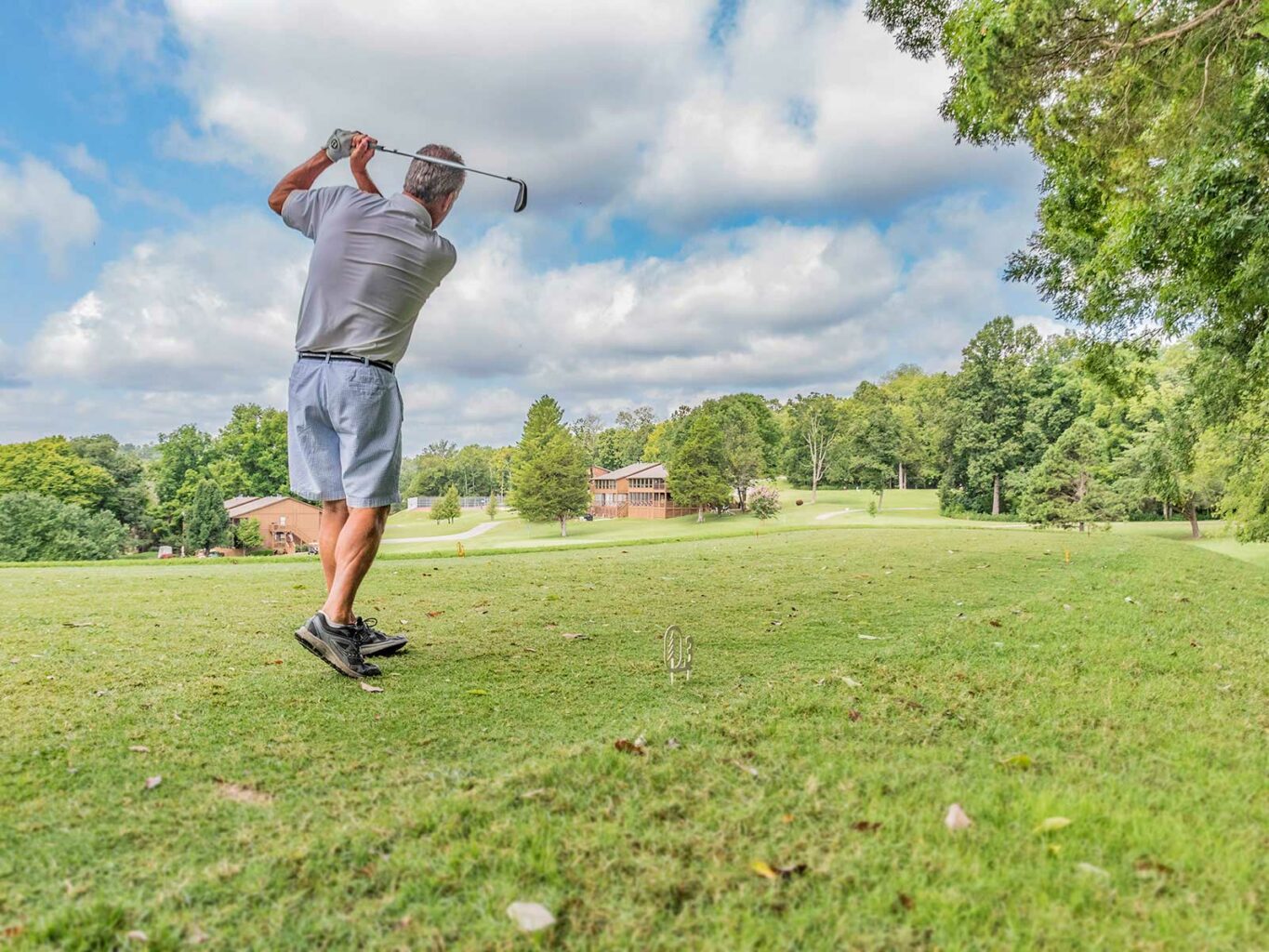 Golfer at Woodson Bend