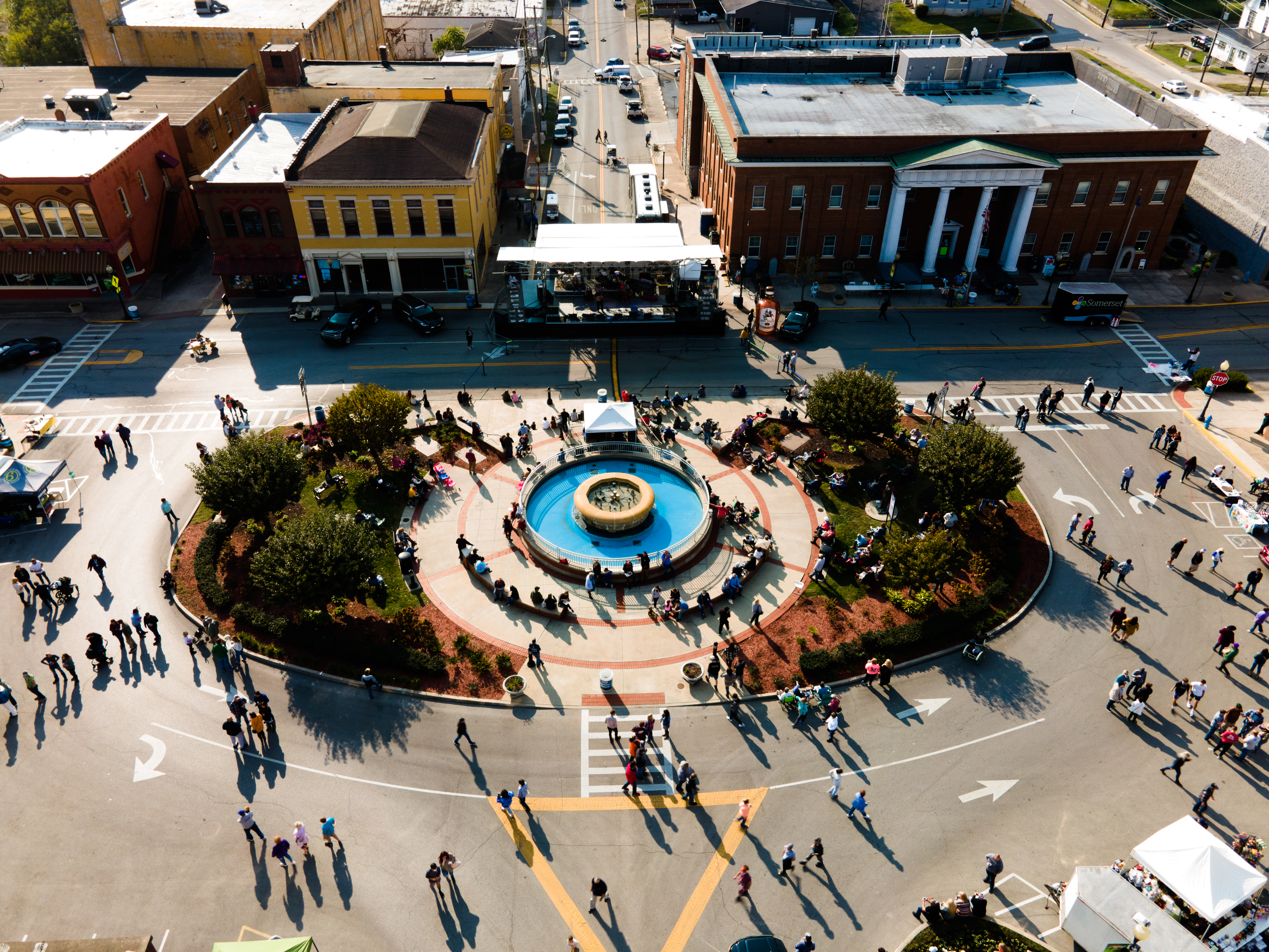 Downtown Somerset Festival aerial view of Fountain Square