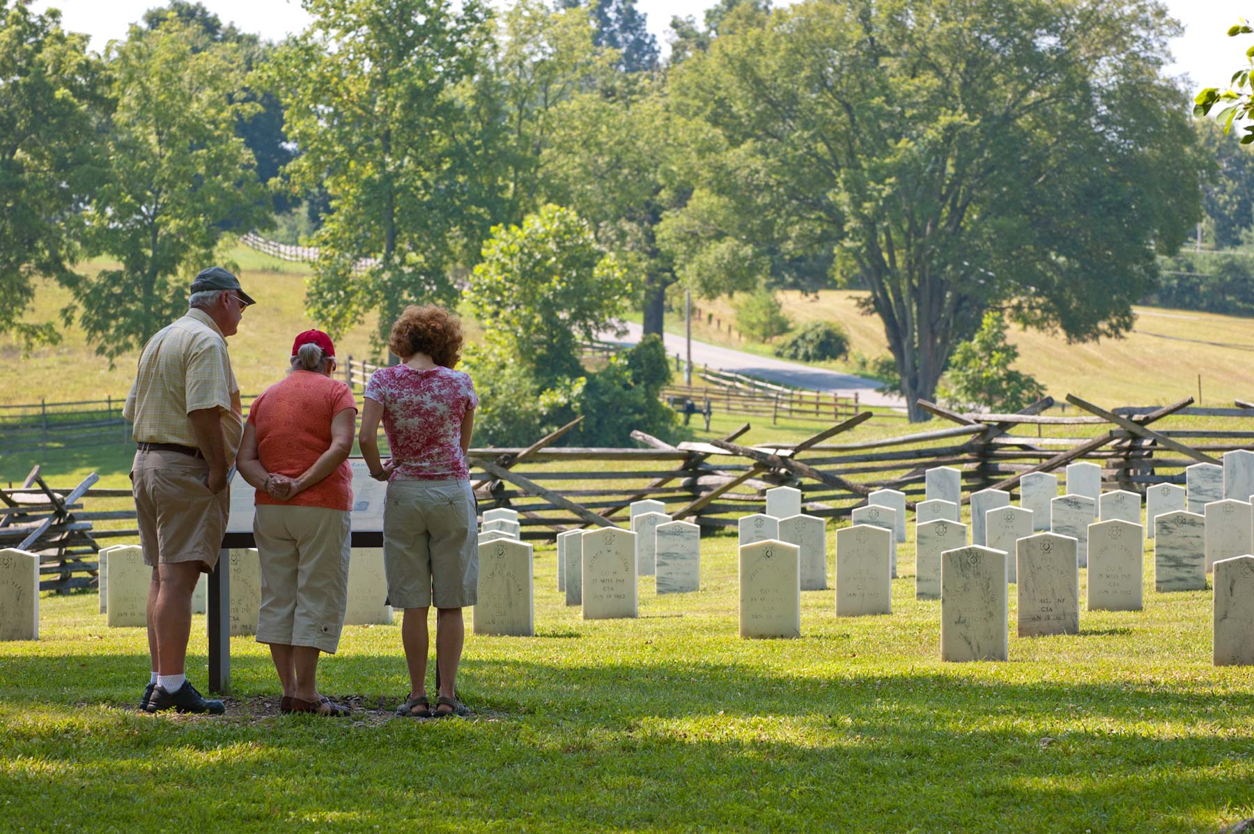 People paying their respect at the Mill Springs Battlefield cementery.